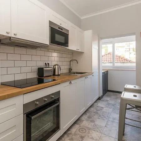 Apartment Like A Local @ Stylish *